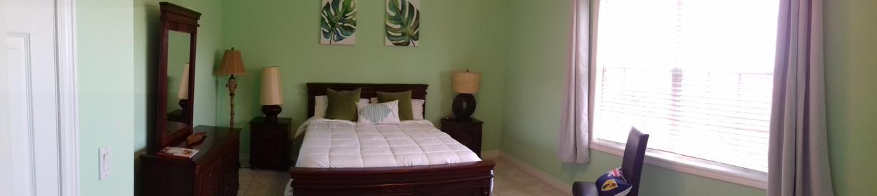 Queen Angel Resort Apartment Провиденсиалес Экстерьер фото